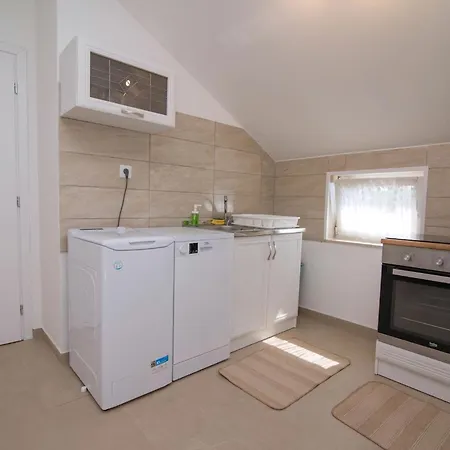 Tia Mit Meerblick Apartment Veli Losinj